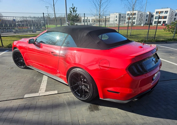 Ford Mustang cena 155545 przebieg: 37300, rok produkcji 2019 z Warszawa małe 667